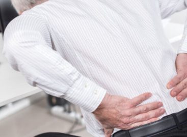 Incredible Tips to Prevent Injuries & Back Pain at Work