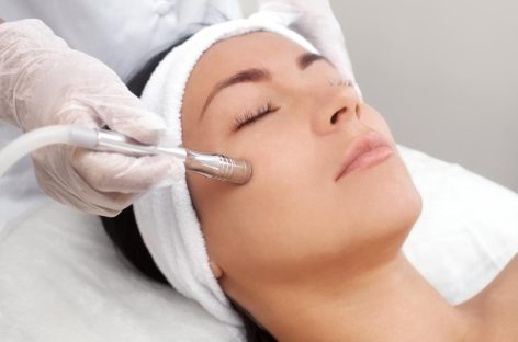 What You Need to Know About Microdermabrasion